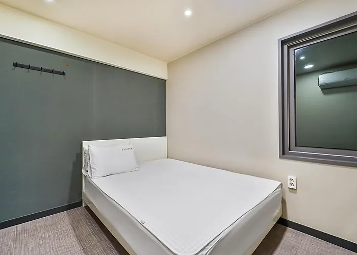 Top Motel Busan 2* Busan