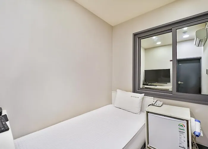 Top Motel Busan Busan