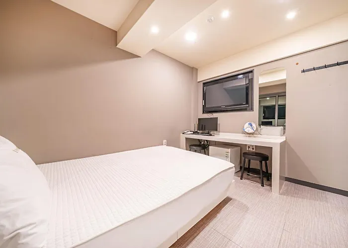 Motel Top Motel Busan 2*